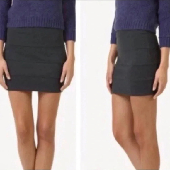 Aritzia Talula Gina Bandage Skirt Black Size 6 - Picture 2 of 6